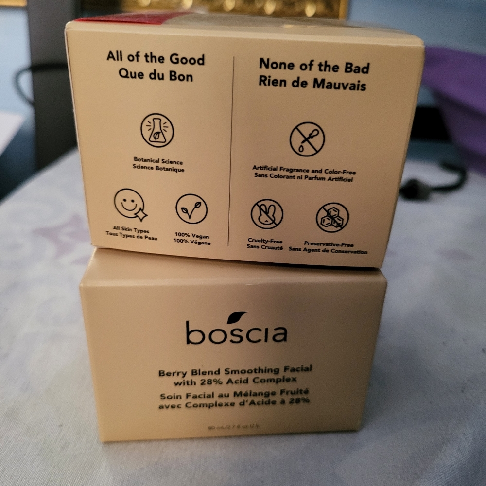 Boscia Berry Blend smoothing facial
